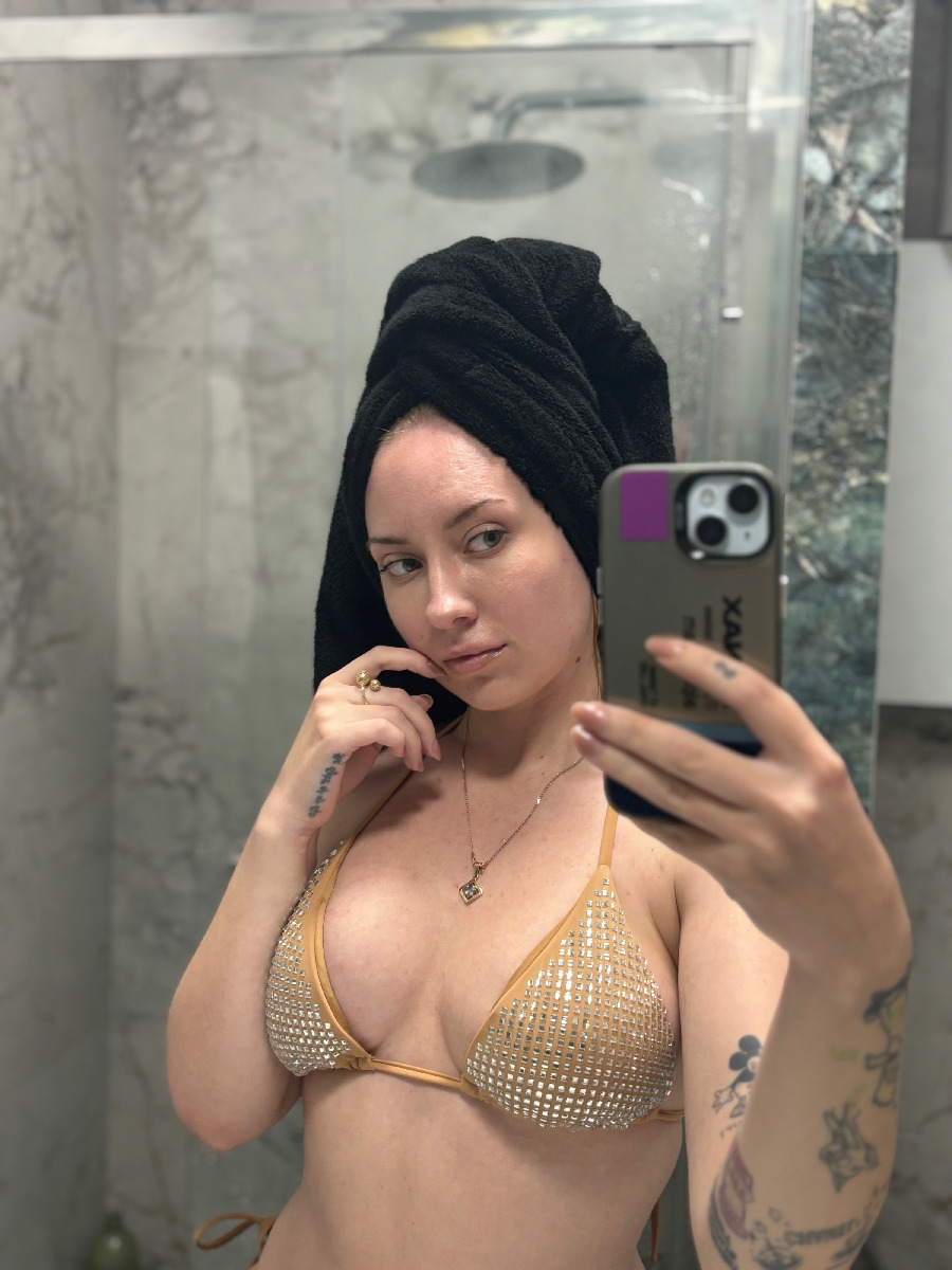 Nude girl KateV in Ulaanbaatar