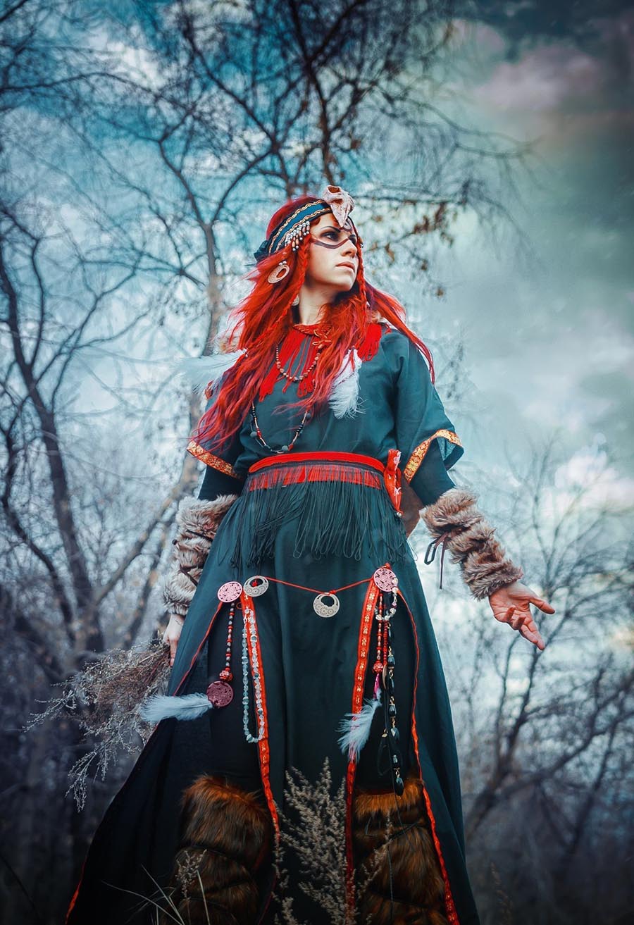 Take a pause and enjoy Girls in Slavic costumes — streaming from Ulaanbaatar